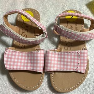 Dynasty Classics Pink & White Sandals Girls Size 9 (New)